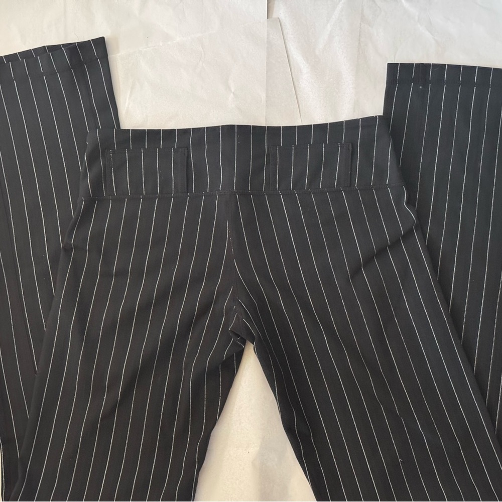 Lululemon Black Pinstripe Pants. Size 4/6 - Picture 5 of 6